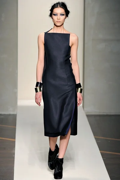 Look 30